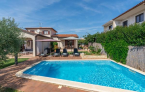 Villa Lucas